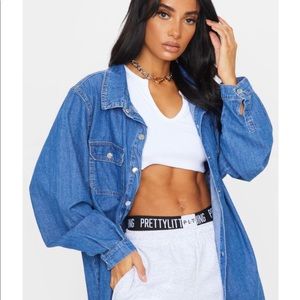 PRETTYLITTLETHING: Mid-Blue Denim Shirt